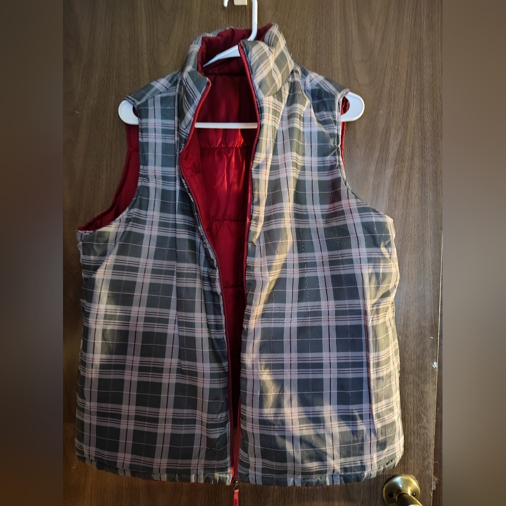 Reversible Plaid/Red Puffer Vest